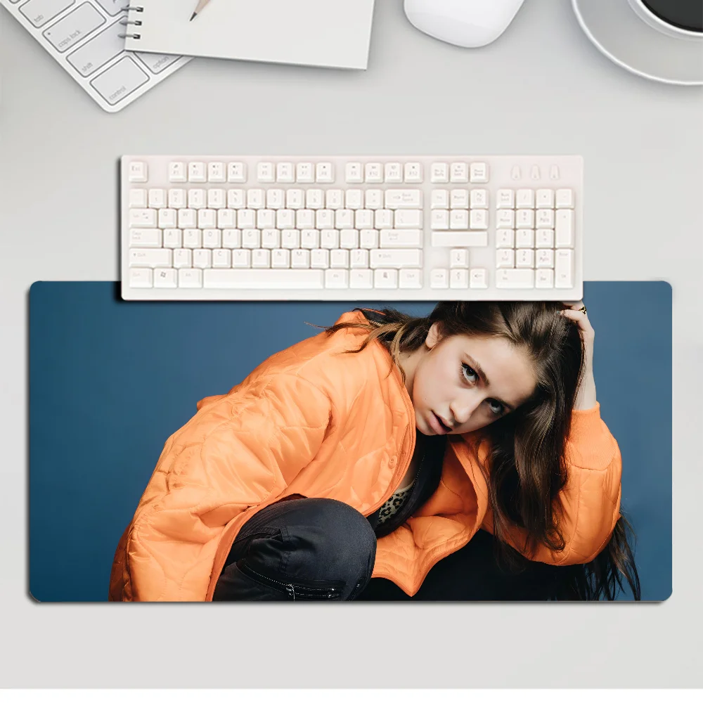 S5e3e2da046a64e3182d9f51ec1906dbe5 - Tate McRae Store