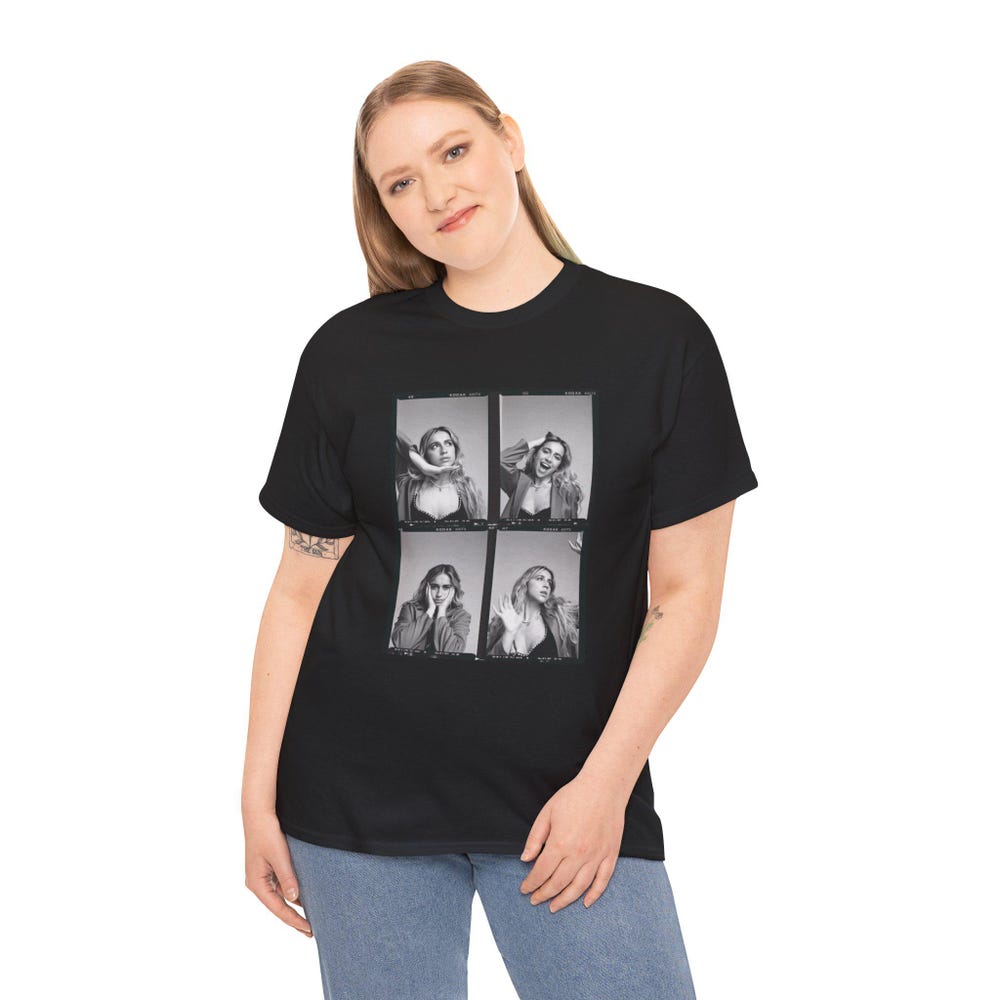 Tate McRae Vintage Unisex T-Shirt - Image 4