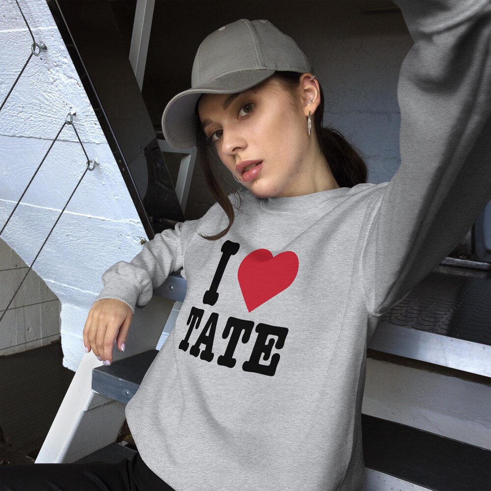I Heart Tate McRae Unisex Sweatshirt - Image 2
